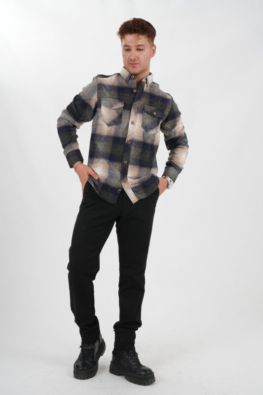 Holzfällerhemd Gelb-Blau mit schwarzer Hose Pantello