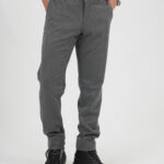 Graue Chino Hose Design Pantello