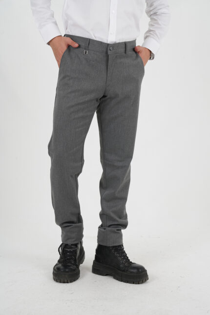 Graue Chino Hose Design Pantello