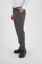 braune Jogger Chino Hose Seitenansicht Pantello